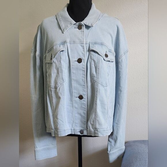 Lane Bryant Light Blue Jean Jacket - Picture 6 of 10